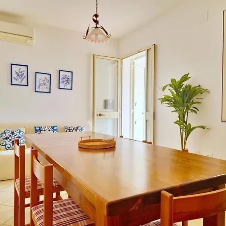 Casa Almar-fronte Spiaggia * Кала-Либеротто