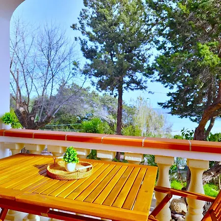 Дом отдыха Casa Almar-fronte Spiaggia Кала-Либеротто